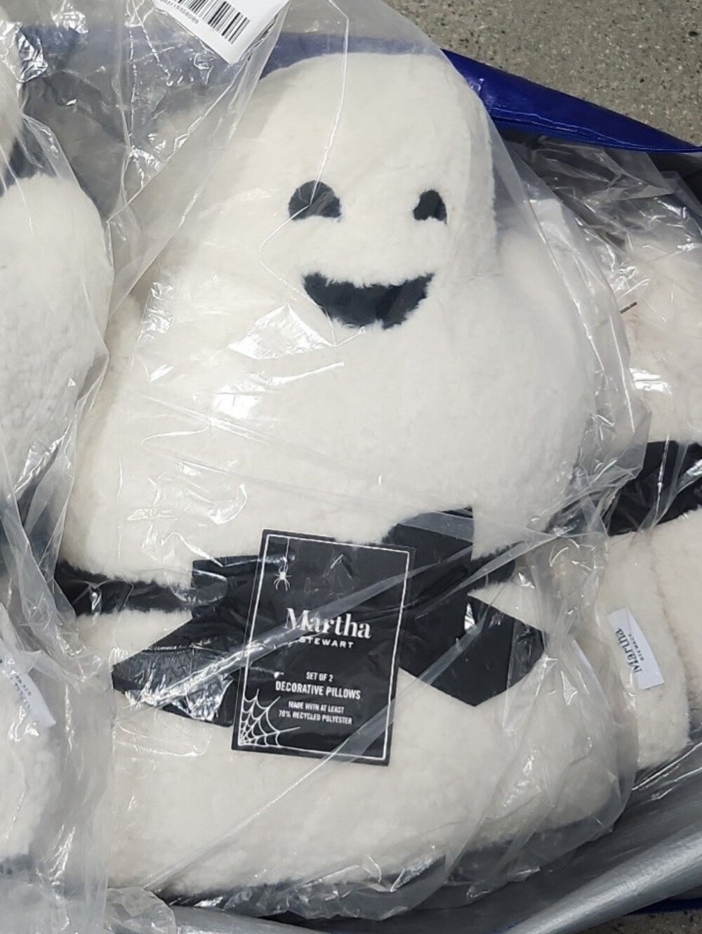 1 Pc Martha Stewart White Plush Ghost Pillows